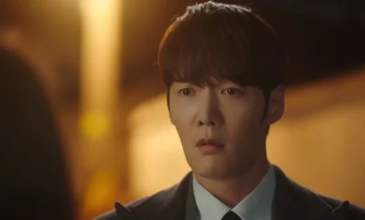 Дорама Она разная днём и ночью 15 серия