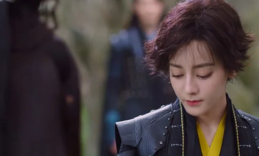 Дорама Синий шёпот 1 серия