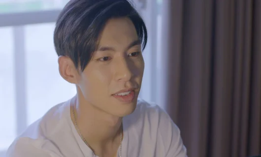 Дорама Его история 5: Любовь в будущем 1 серия