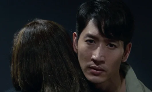 Лакорн Нас разделяет 180-й меридиан 4 серия