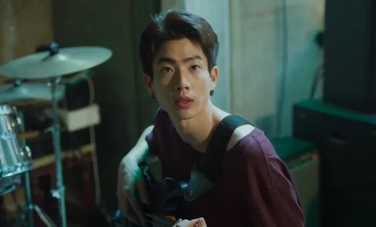 Лакорн Не я 3 серия