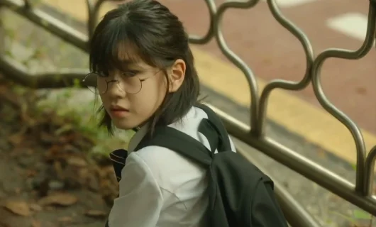 Дорама Хотя я не герой 8 серия