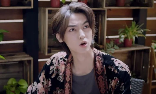 Лакорн Его история 4: Рядом с тобой 6 серия