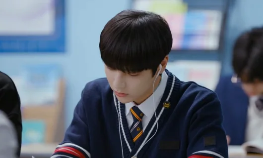 Дорама Студсовет старшей школы для мальчиков Сэбит 12 серия