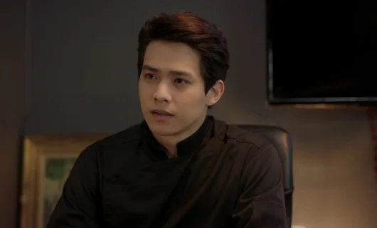 Лакорн Укуси меня 1 серия