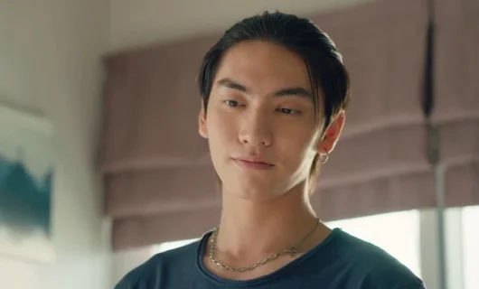 Дорама Любовь витает в воздухе 5 серия