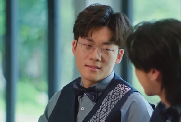 Кадр к 3 серии «Санмин Динно»