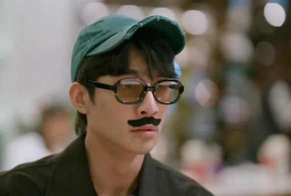 Кадр к 4 серии «Любовь старичка (тайская версия)»