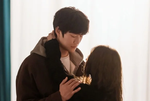 Кадр к 7 серии «Мотель Калифорния»