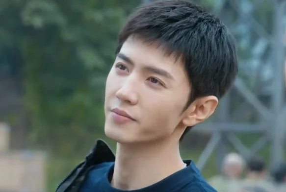 Кадр к 10 серии «Белое оливковое дерево»