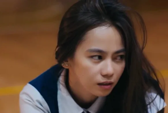 Кадр к 4 серии «Жемчужина класса Е»