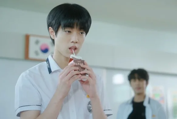 Кадр к 2 серии «Пятно на сердце»