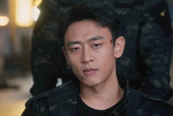 Кадр к 32 серии «Белое оливковое дерево»