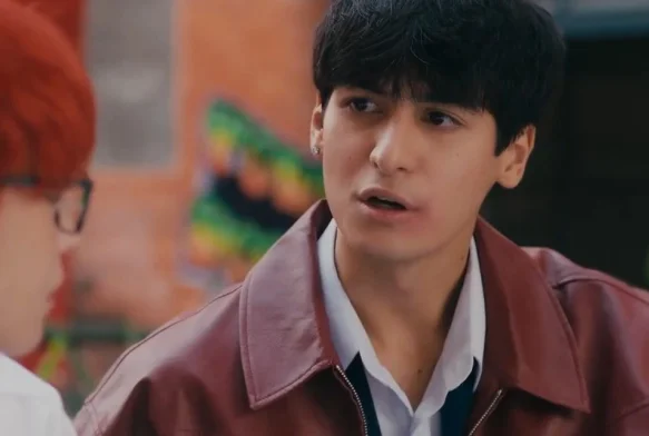 Кадр к 3 серии «Жемчужина класса Е»