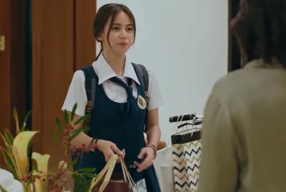 Кадр к 4 серии «Жемчужина класса Е»