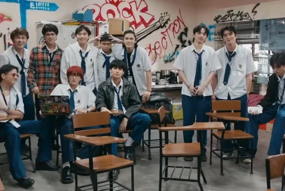 Кадр к 6 серии «Жемчужина класса Е»