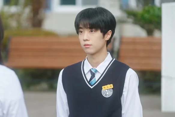 Кадр к 3 серии «Пятно на сердце»