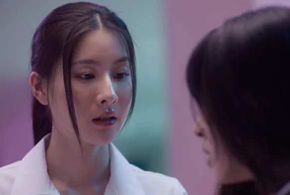 Кадр к 1 серии «Обратно со мной»