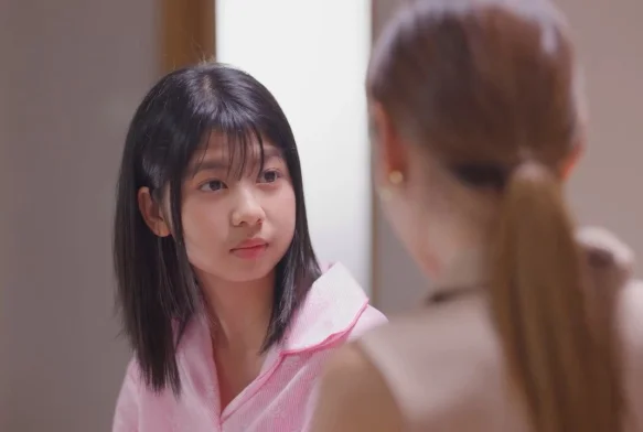 Кадр к 2 серии «Обратно со мной»