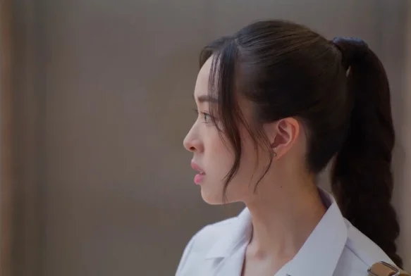 Кадр к 2 серии «Обратно со мной»