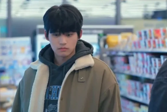 Кадр к 5 серии «ФК продан»