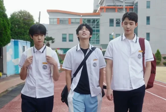 Кадр к 1 серии «Пятно на сердце»