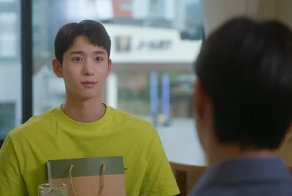 Кадр к 2 серии «Пятно на сердце»