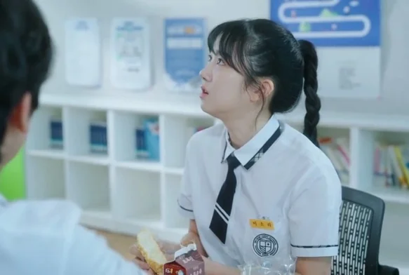 Кадр к 2 серии «Пятно на сердце»