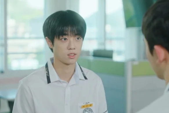 Кадр к 2 серии «Пятно на сердце»