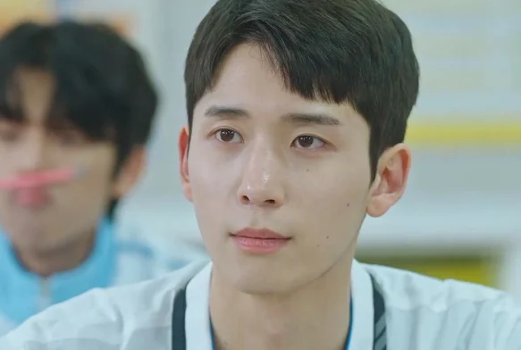 Кадр к 3 серии «Пятно на сердце»