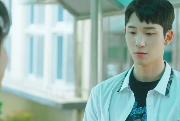 Кадр к 3 серии «Пятно на сердце»