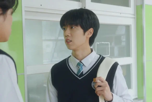 Кадр к 4 серии «Пятно на сердце»