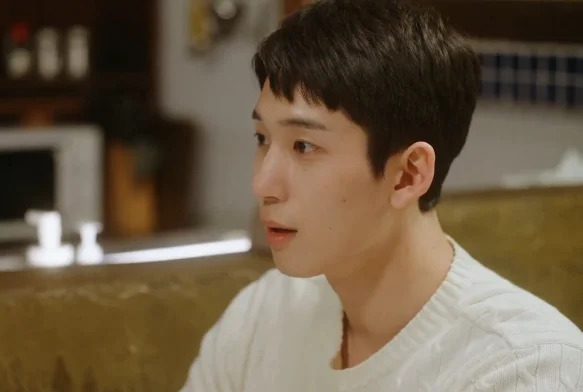 Кадр к 4 серии «Пятно на сердце»