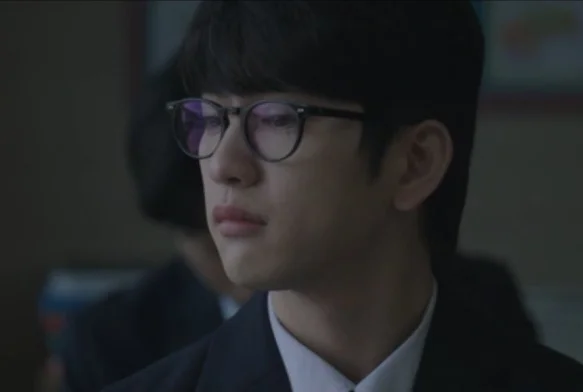 Кадр к 1 серии «Ведьма»