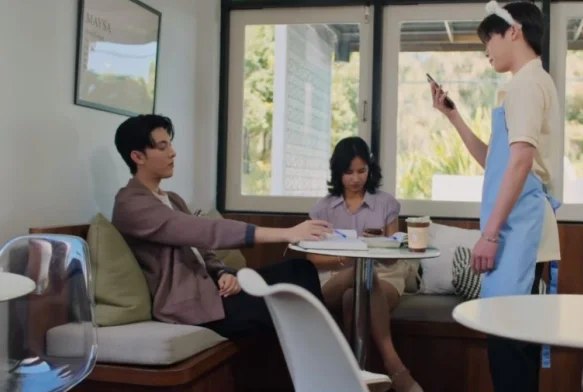 Кадр к 4 серии «Молочный флирт»