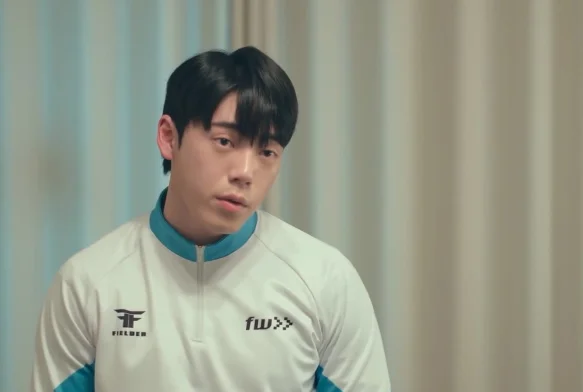 Кадр к 4 серии «ФК продан»