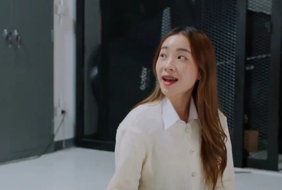 Кадр к 3 серии «Молочный флирт»