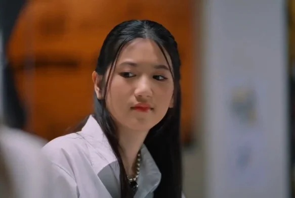 Кадр к 4 серии «Молочный флирт»