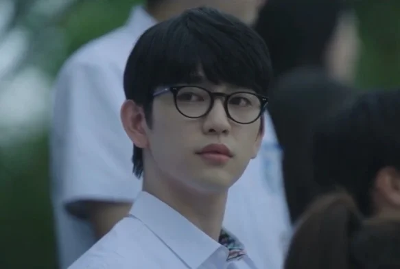 Кадр к 1 серии «Ведьма»