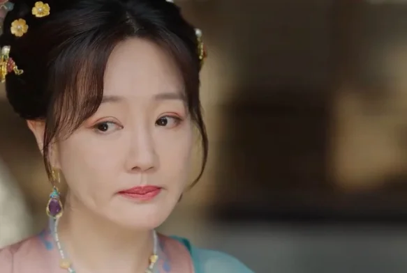 Кадр к 3 серии «Как устоять перед её очарованием»