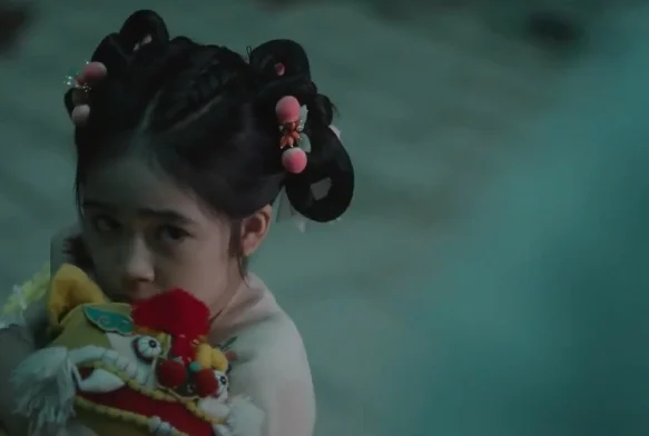 Кадр к 4 серии «Как устоять перед её очарованием»