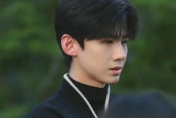 Кадр к 4 серии «Первый мороз»