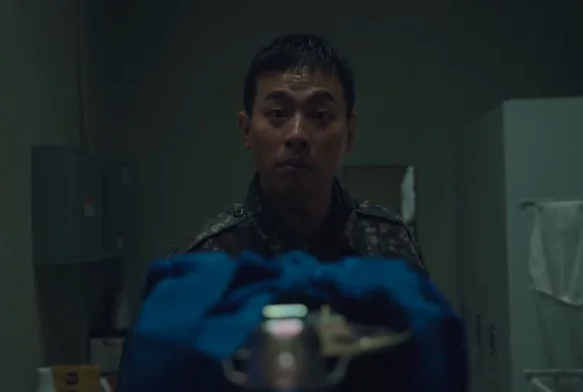 Кадр к 2 серии «Ньютопия»