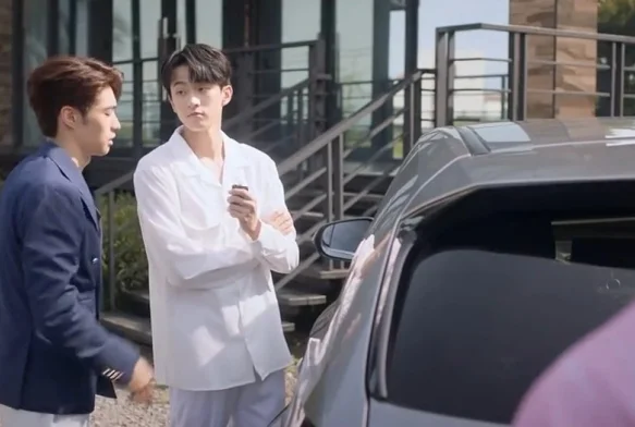 Кадр к 1 серии «Эксклюзивная любовь»