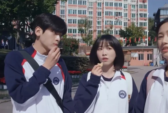 Кадр к 1 серии «Всегда дома»