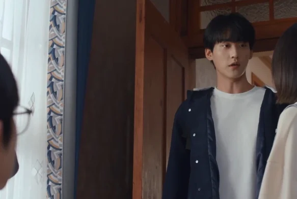 Кадр к 2 серии «Всегда дома»