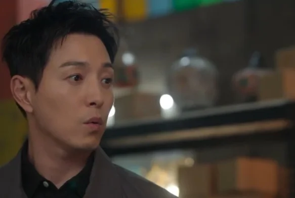 Кадр к 11 серии «Без маски»