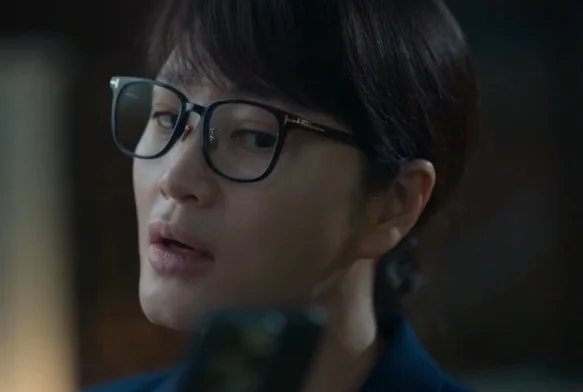 Кадр к 11 серии «Без маски»