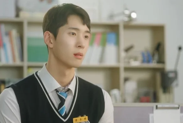 Кадр к 5 серии «Пятно на сердце»