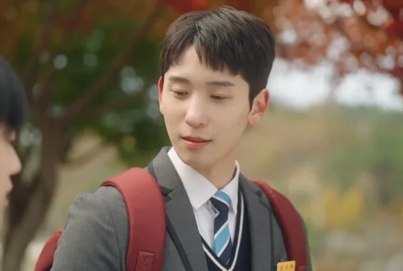 Кадр к 6 серии «Пятно на сердце»